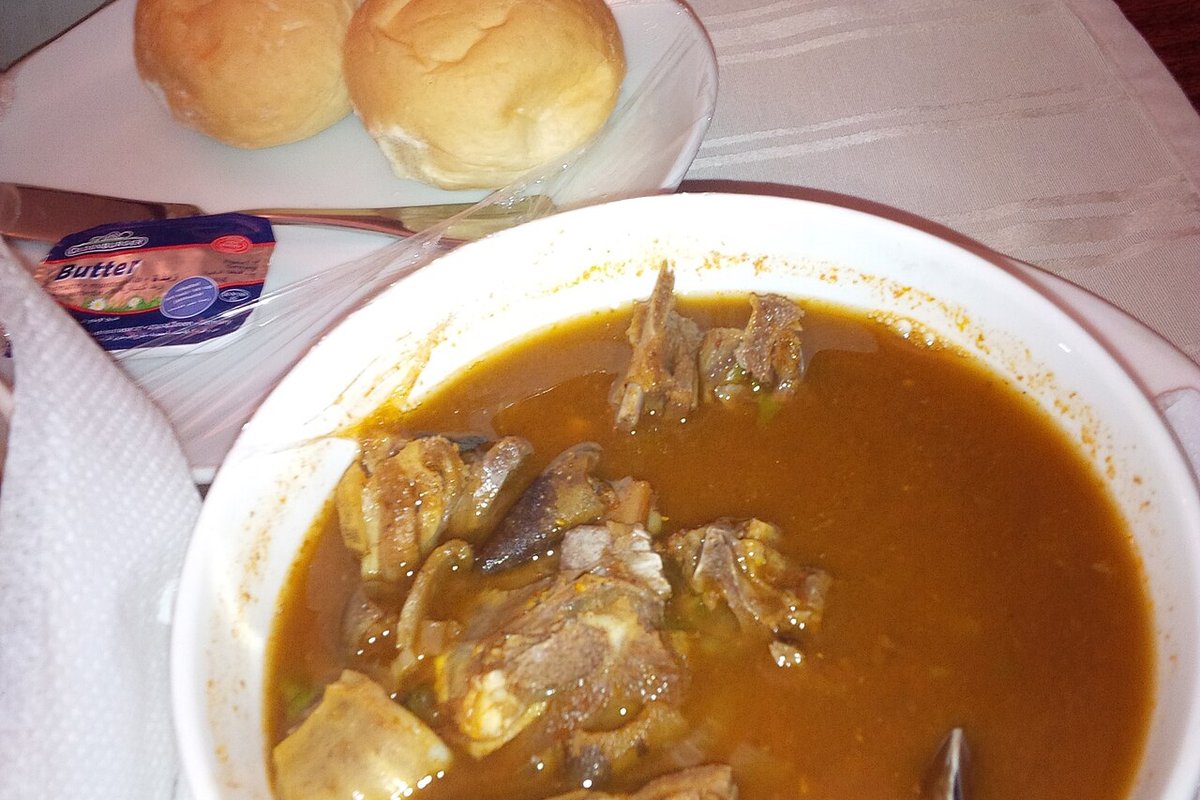 بيبر سوب نيجيري (حساء الماعز الحار)